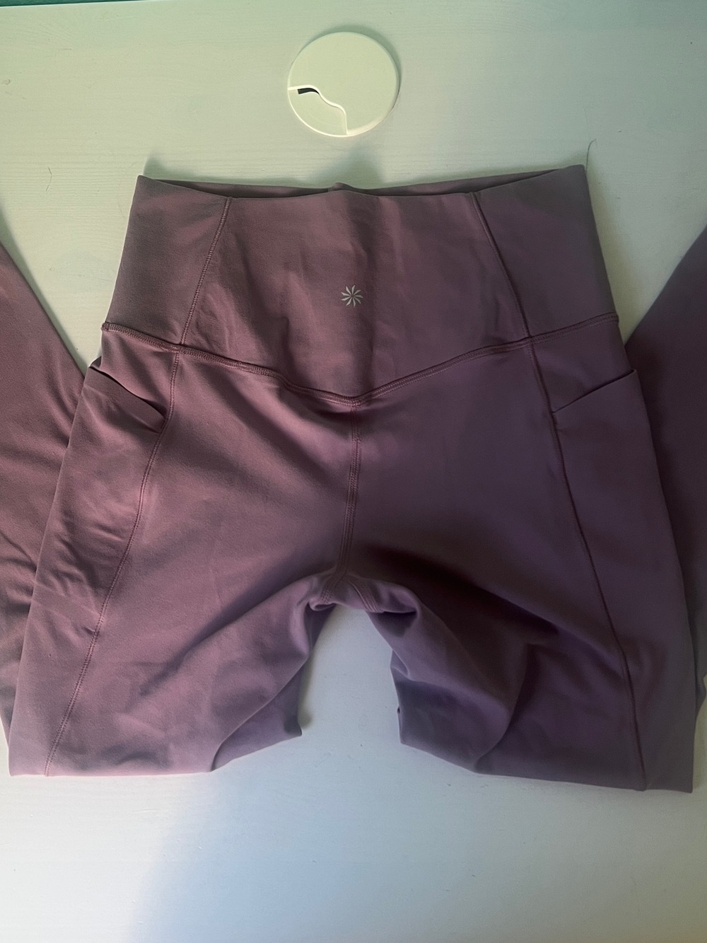 Athleta Salutation Stash 7/8 Tight High Rise Pockets Purple S